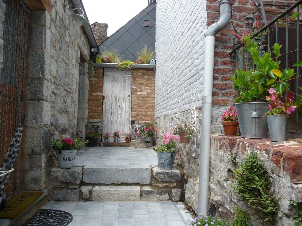 Autrefois Chez Lina Villa Dinant Luaran gambar